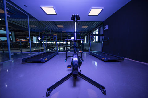 Altitude chamber